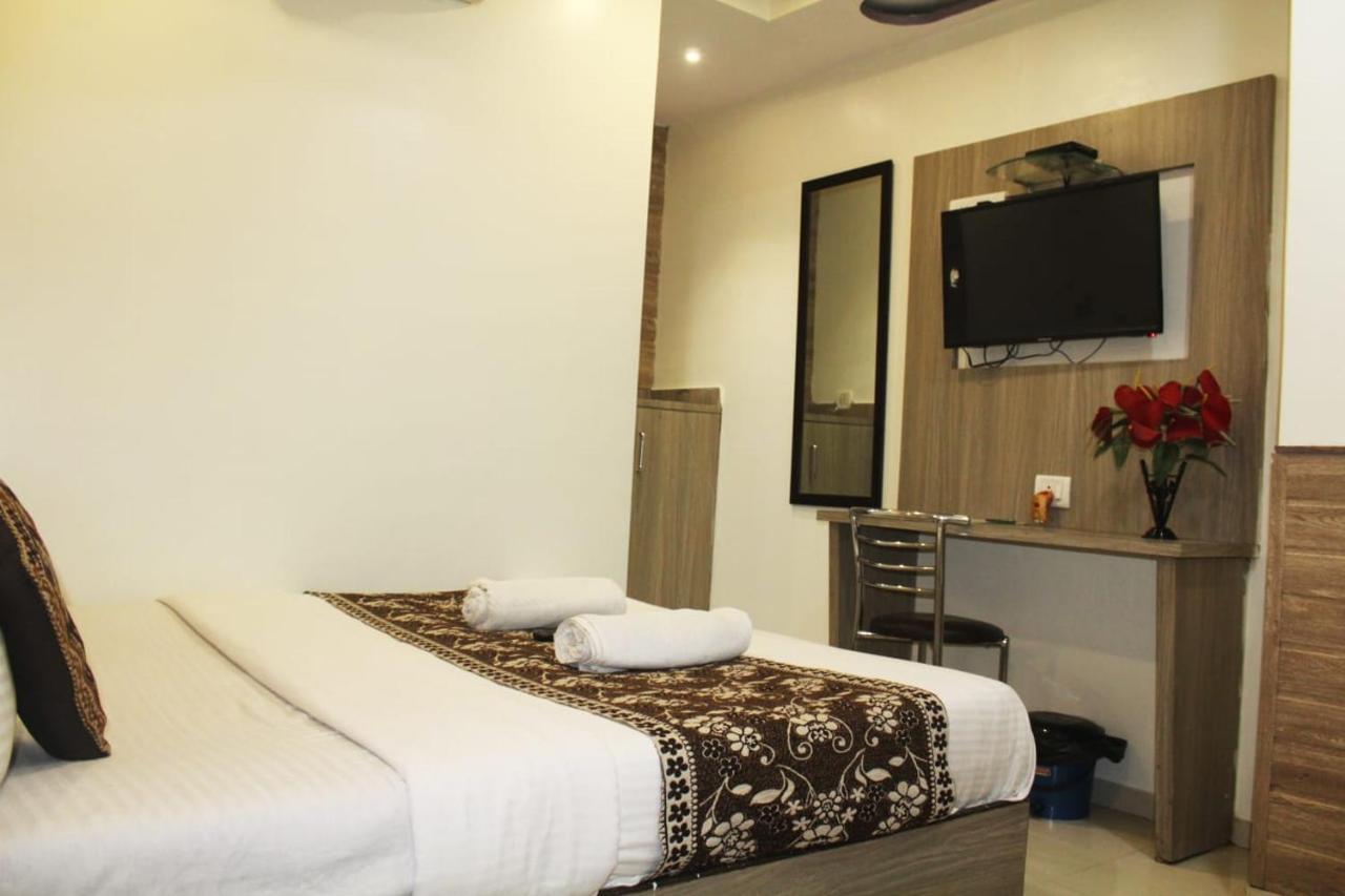 Hotel Time Gold Near Domestics Airport Mumbai Kültér fotó
