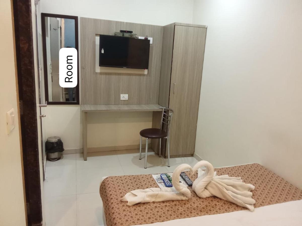 Hotel Time Gold Near Domestics Airport Mumbai Kültér fotó